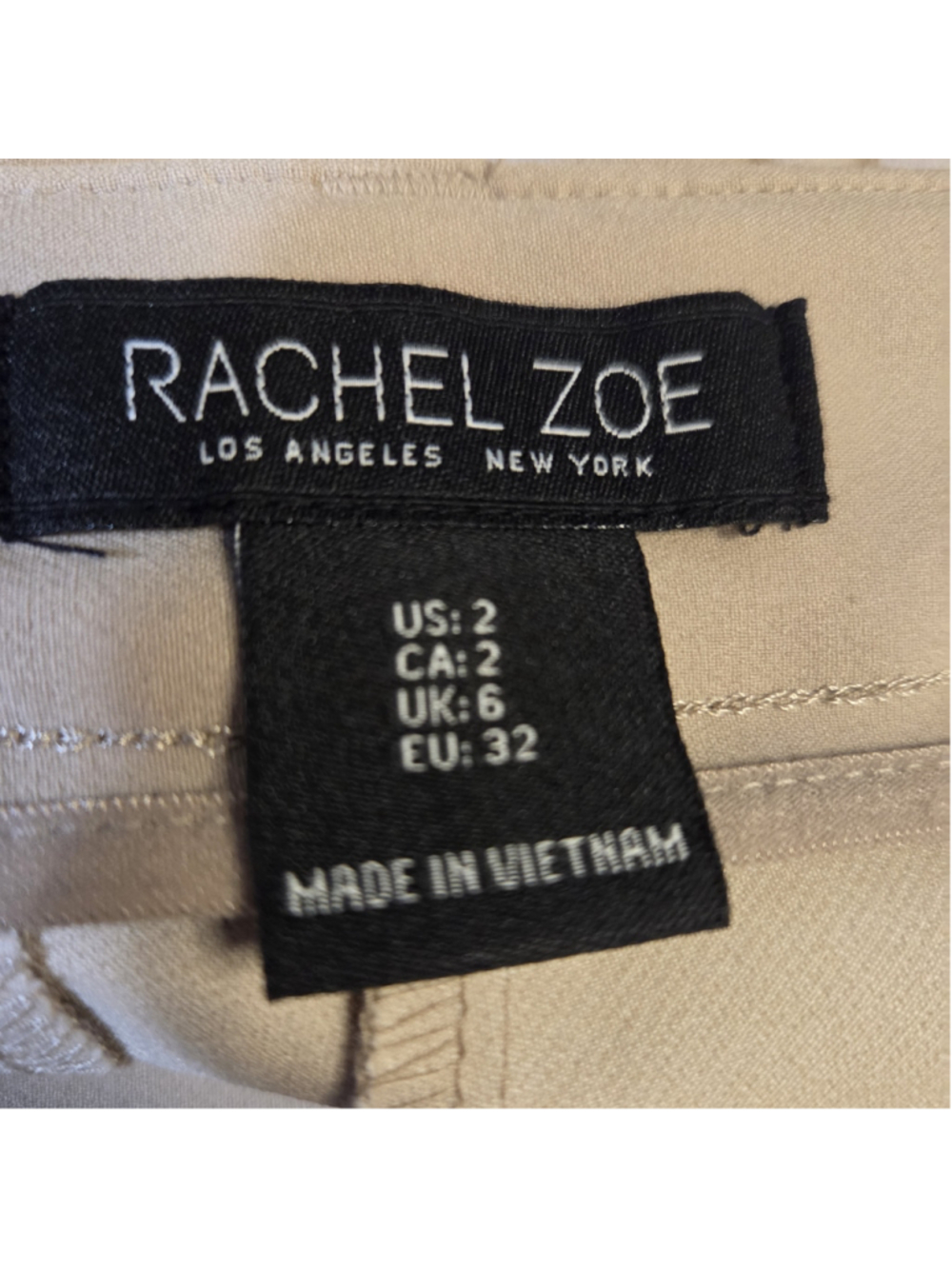 Rachel Zoe Beige High Waisted Tailored Dress Shorts Size 2 - Picture 4 of 5